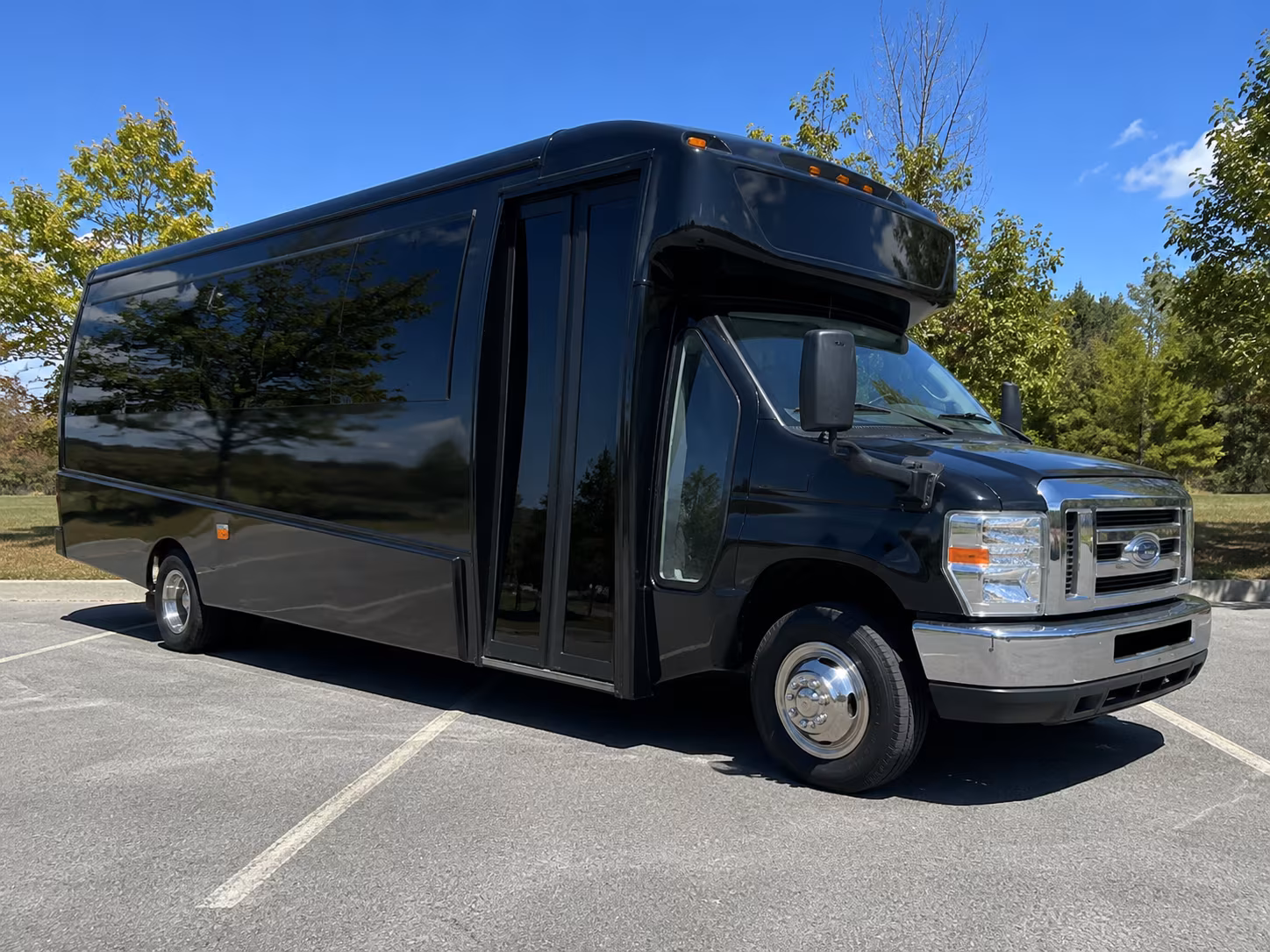 charter buses for palmdale high school and college campus tours