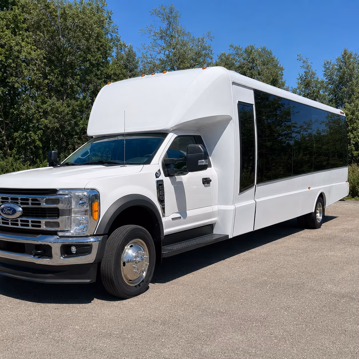 corporate airport transfer buses between palmdale and lax bur and sna