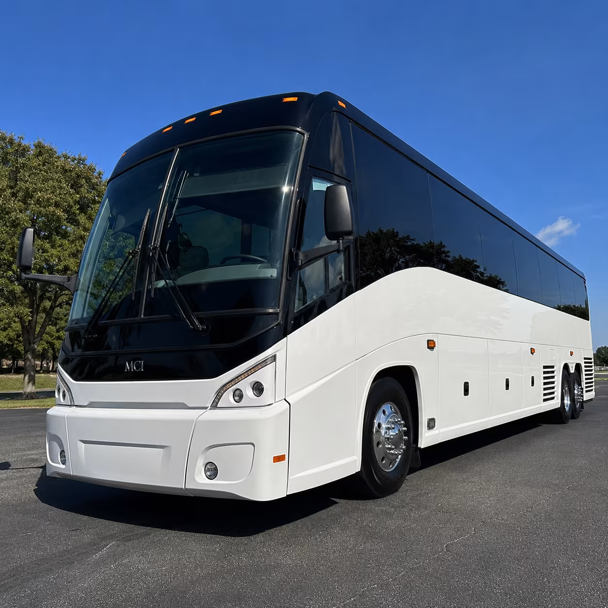 daily commuter shuttle buses along the sr 14 corridor