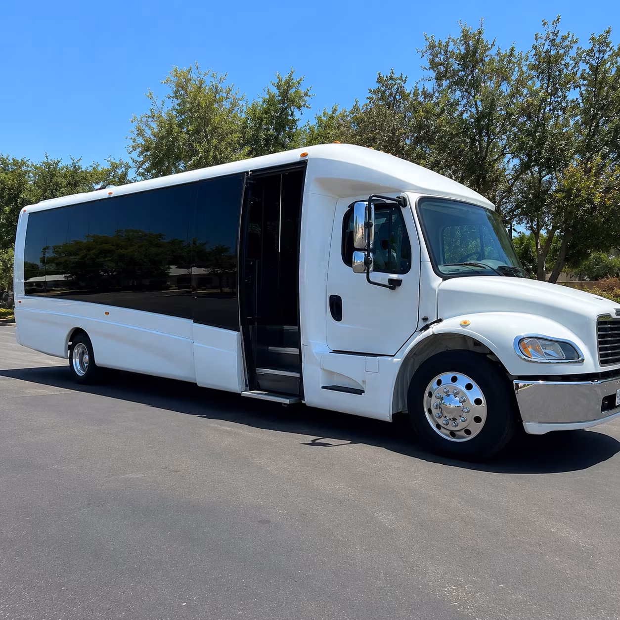 find the perfect transportation for your next private event 4