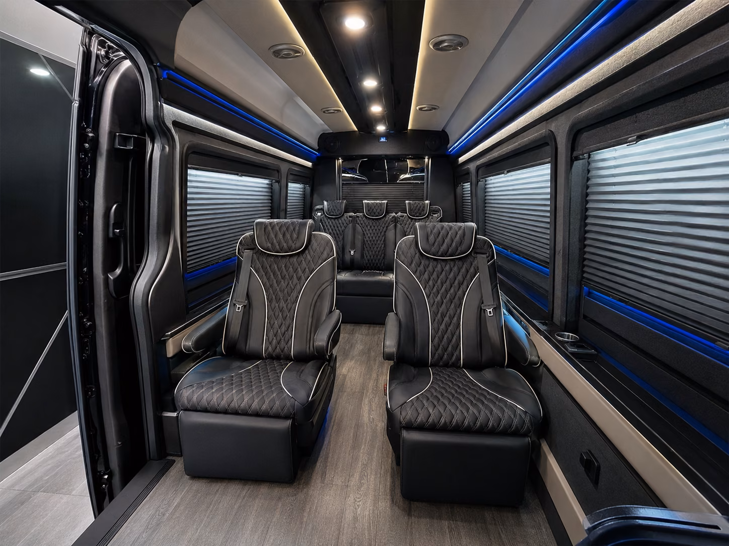 van nuys airport shuttle service for corporate and charter groups